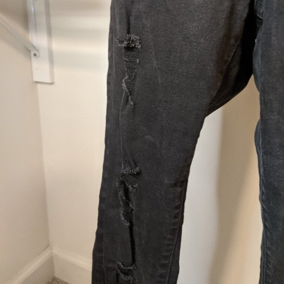 Old Navy Black Torn Rockstar Stretchy Jeans - Picture 3 of 3
